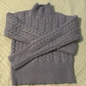 EUC Kendall & Kylie blue cable sweater